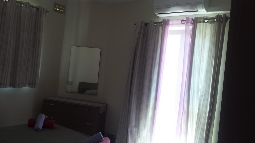 Apartment Triq Is-Silla Marsaskala Ngoại thất bức ảnh